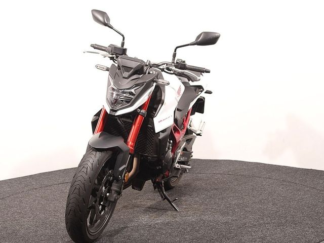 honda - cb-750-hornet