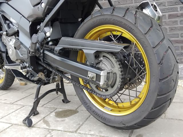suzuki - v-strom-650-xta