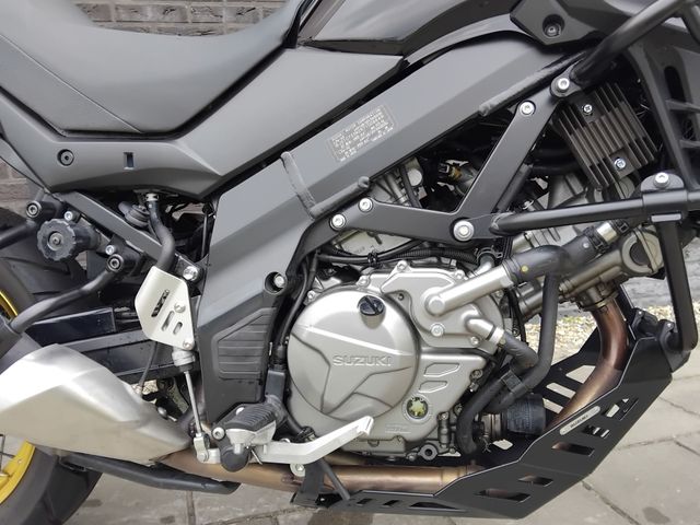 suzuki - v-strom-650-xta