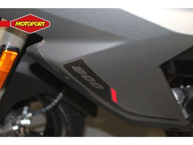 suzuki - v-strom-800