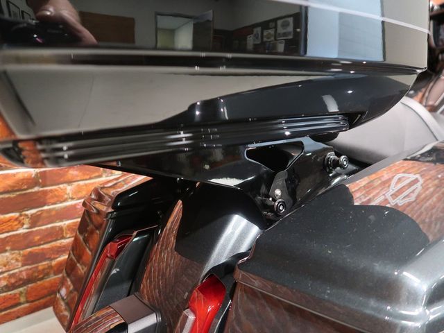 harley-davidson - flhxu-street-glide-ultra