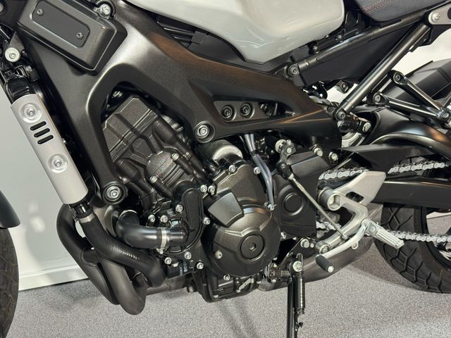yamaha - xsr-900-abs