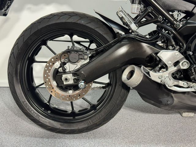 yamaha - xsr-900-abs