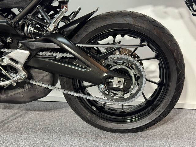 yamaha - xsr-900-abs