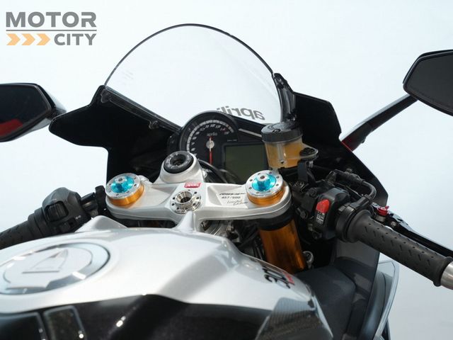 aprilia - rsv-4-rf