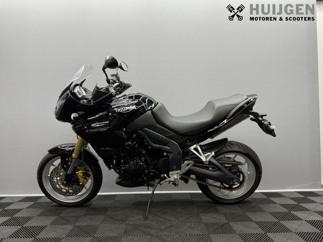 triumph - tiger-1050-abs