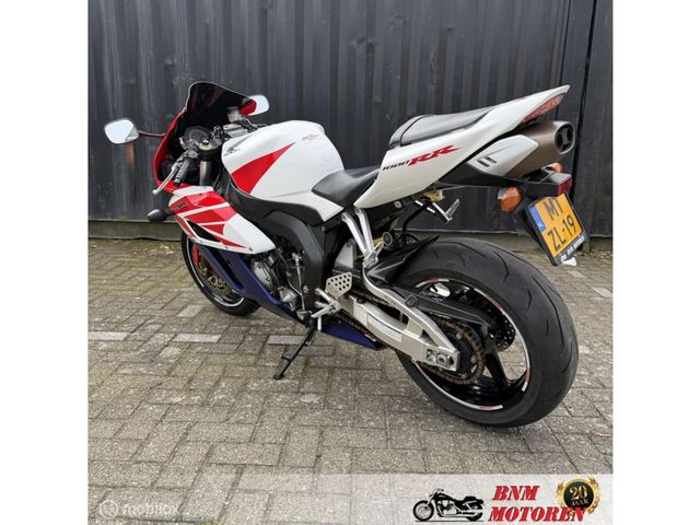honda - cbr-1000-rr-fireblade