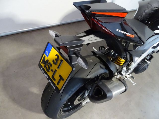 aprilia - tuono-v4