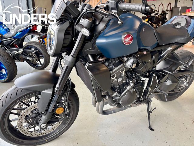 honda - cb-1000-r-black-edition