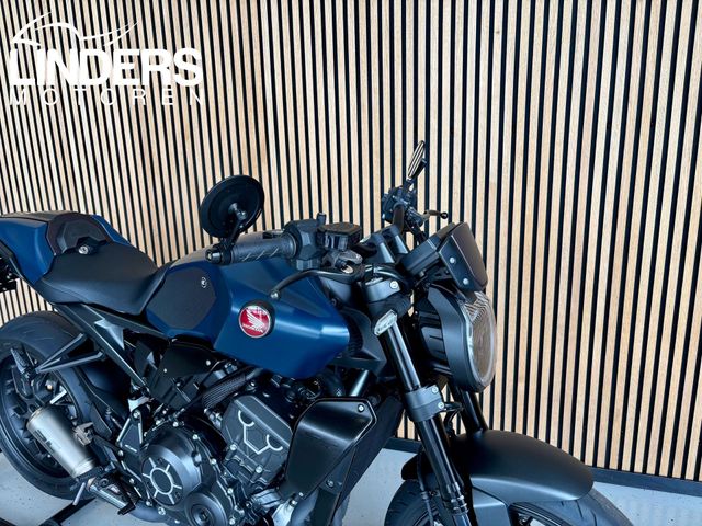 honda - cb-1000-r-black-edition
