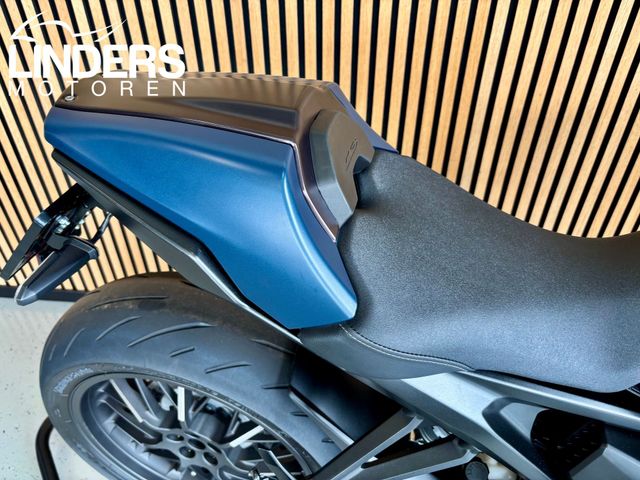 honda - cb-1000-r-black-edition