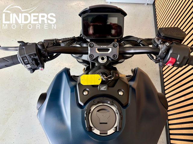 honda - cb-1000-r-black-edition