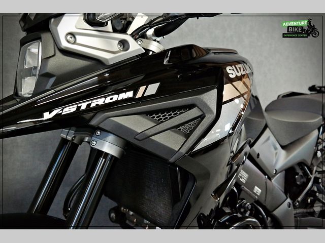 suzuki - v-strom-1050-xta