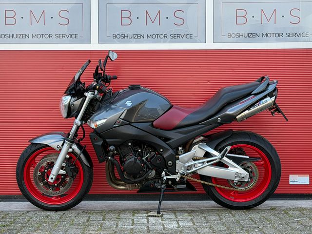 suzuki - gsr-600