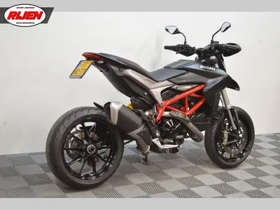 DUCATI HYPERMOTARD 821 – foto 4