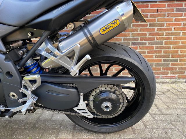 triumph - speed-triple-1050