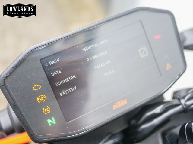 ktm - 890-duke