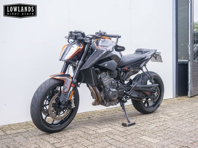 ktm - 890-duke