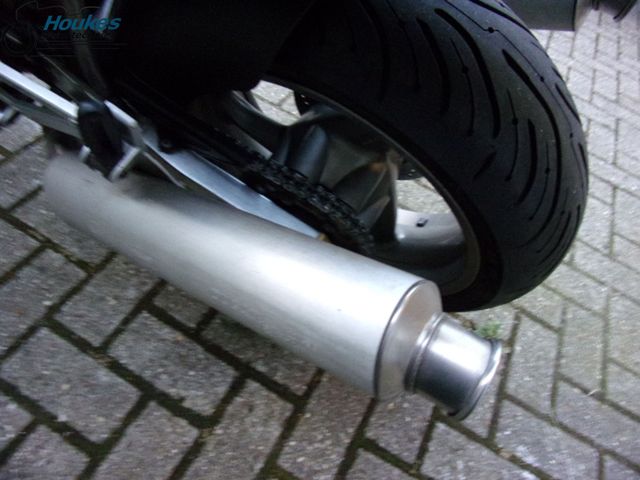 ducati - m-900-monster