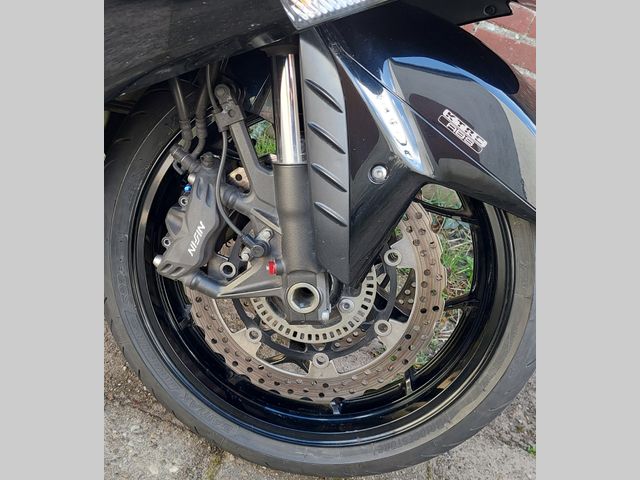 kawasaki - zzr-1400