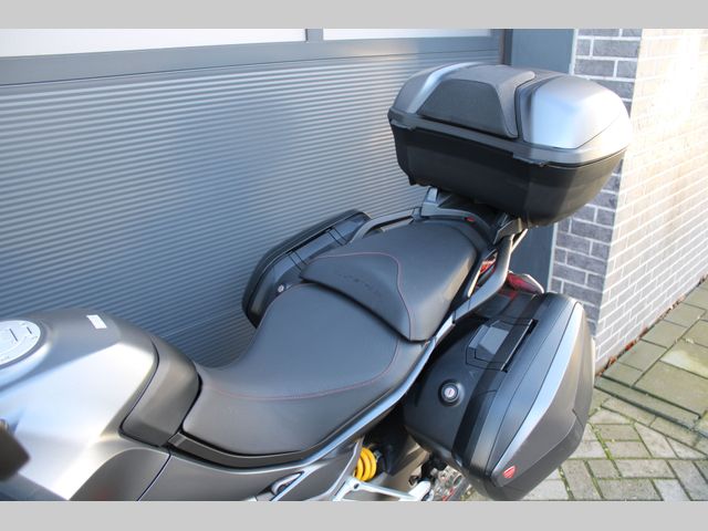 ducati - multistrada-1200-s