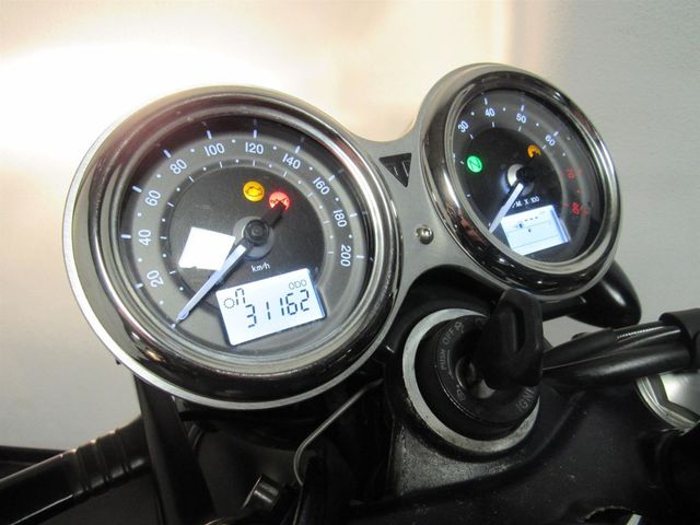 triumph - bonneville-t-100