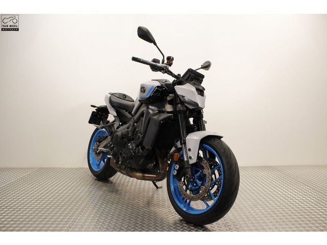 yamaha - mt-09-y-amt