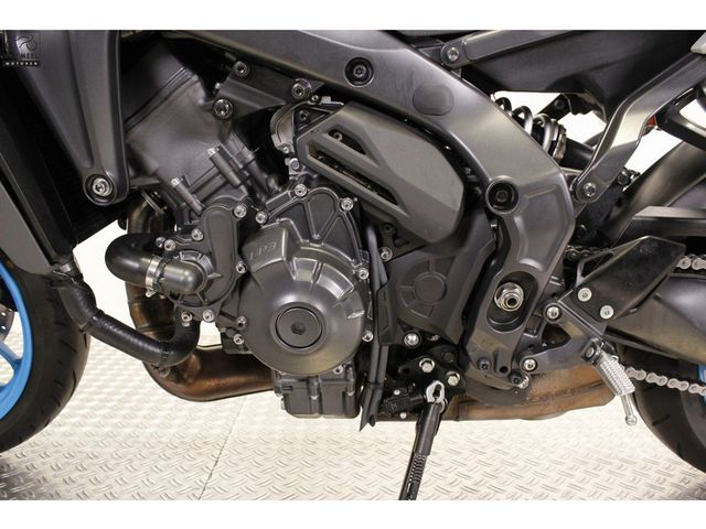 yamaha - mt-09-y-amt