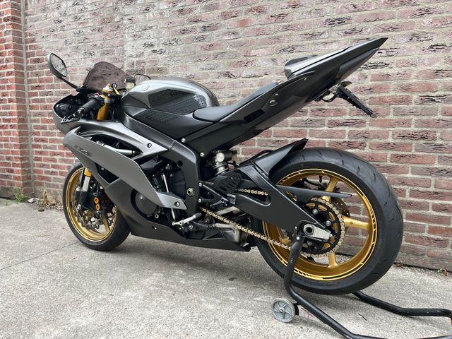 yamaha - yzf-r6