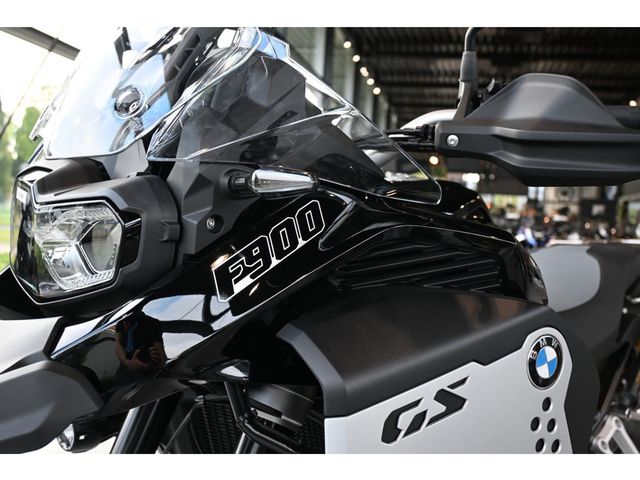 bmw - f-900-gs-adventure