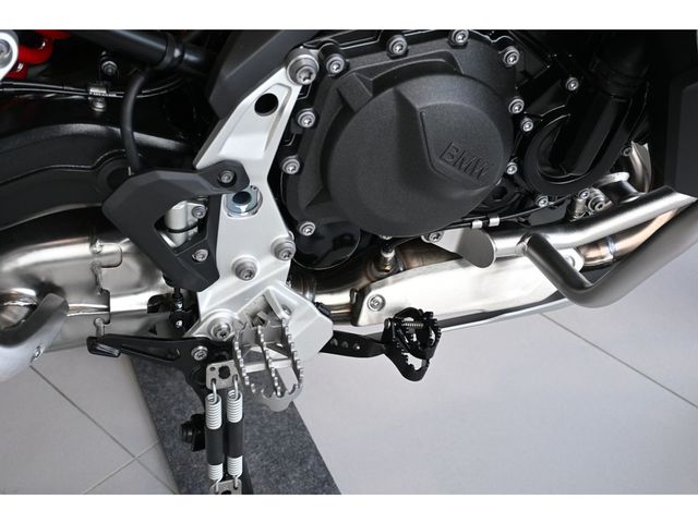 bmw - f-900-gs-adventure