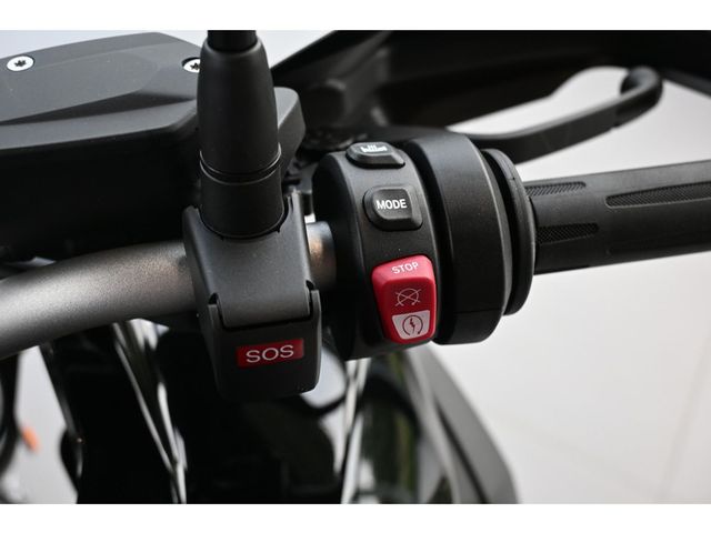 bmw - f-900-gs-adventure