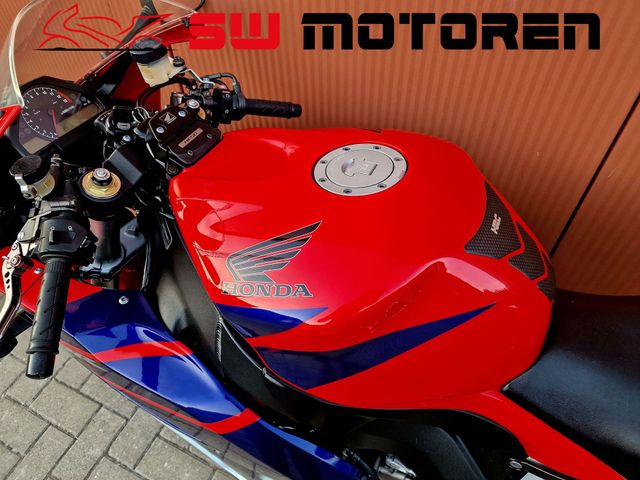 honda - cbr-1000-rr-fireblade