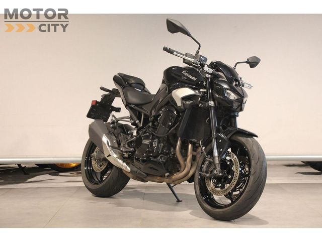 kawasaki - z900
