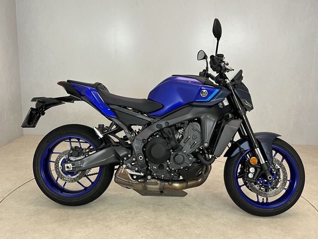 yamaha - mt-09-y-amt