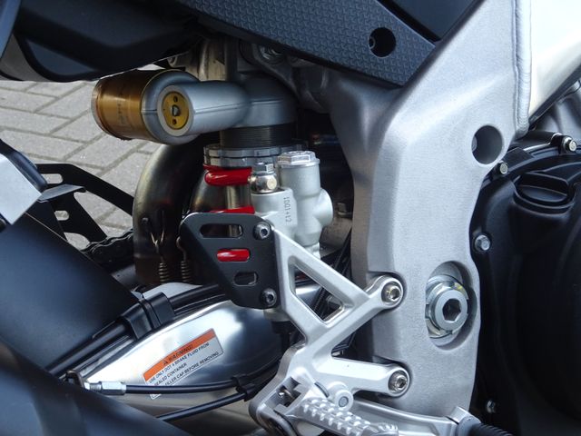 aprilia - tuono-v4-1100-rr