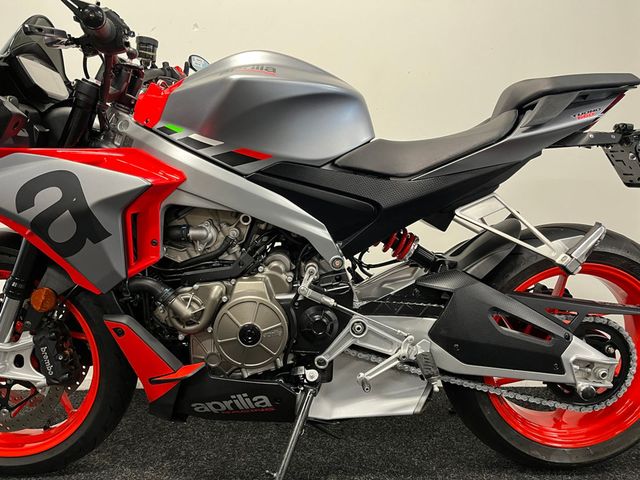 aprilia - tuono-660