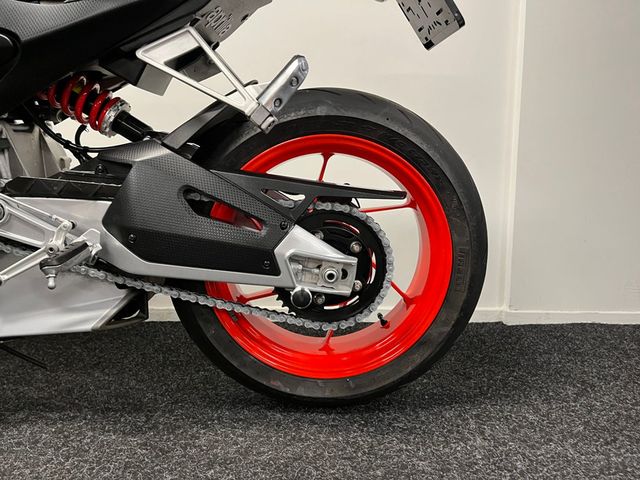 aprilia - tuono-660