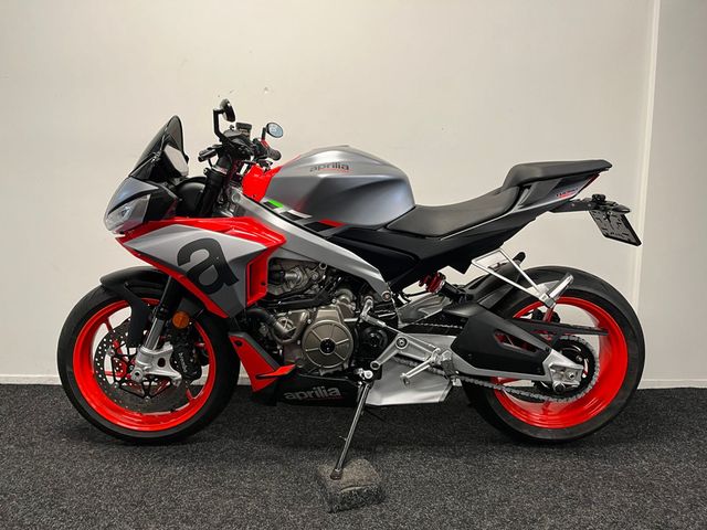 aprilia - tuono-660