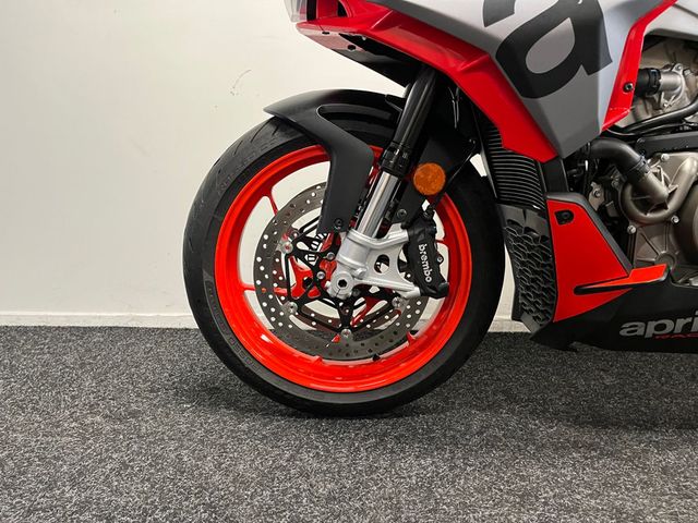 aprilia - tuono-660