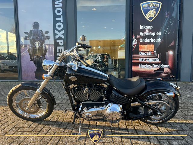 harley-davidson - rocker-c-fxcwc