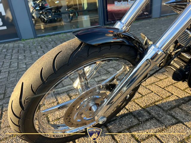 harley-davidson - rocker-c-fxcwc