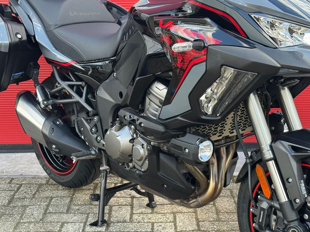 kawasaki - versys-1000-se-grand-tourer