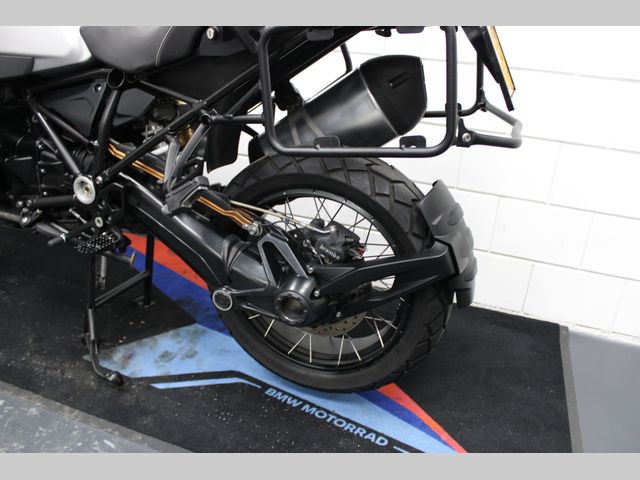 bmw - r-1200-gs-lc-adventure