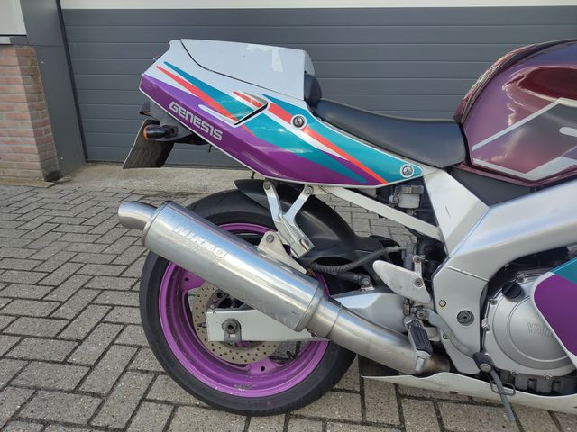 yamaha - fzr-600-r