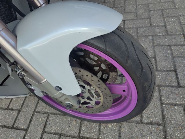 yamaha - fzr-600-r