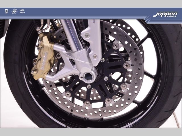 mv-agusta - dragster-800