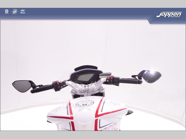 mv-agusta - dragster-800