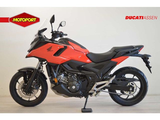 honda - nc-750-x-dct