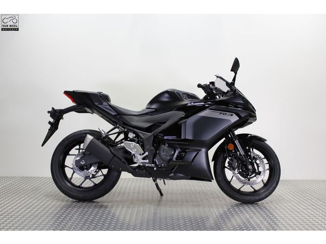 yamaha - r3